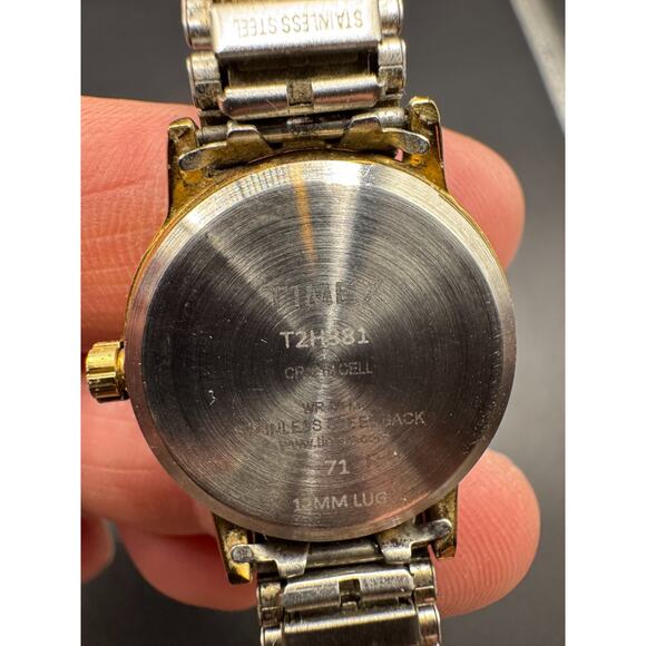 Timex Indiglo WR 30M Two Tone Quartz Ladies Watch White Dial Expansion Band - Picture 9 of 9